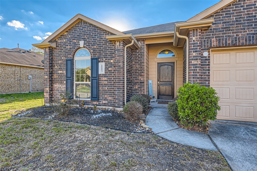 18803 Deer Trace Dr, Crosby, TX 77532