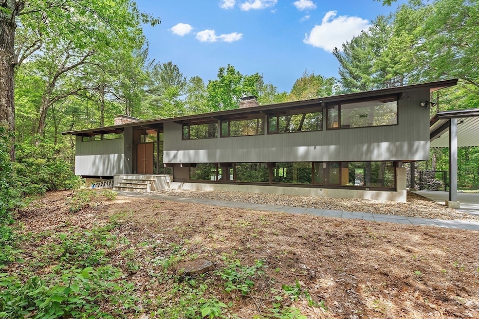 For Sale $1,625,000 • Co-Listing Agent