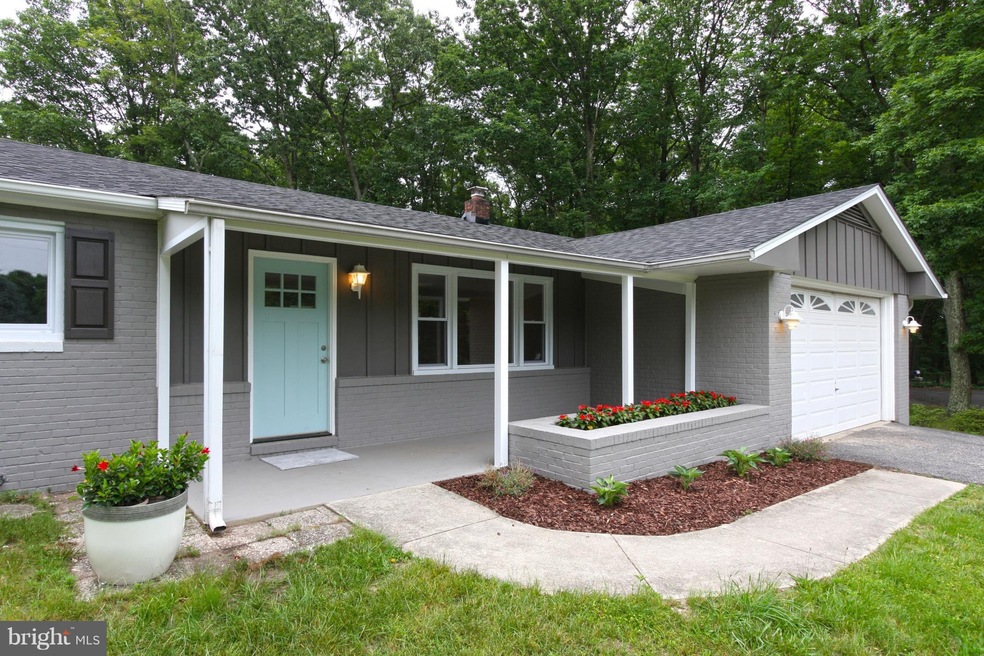 7423 Hawkins Dr, Hanover, MD 21076 - photo 1