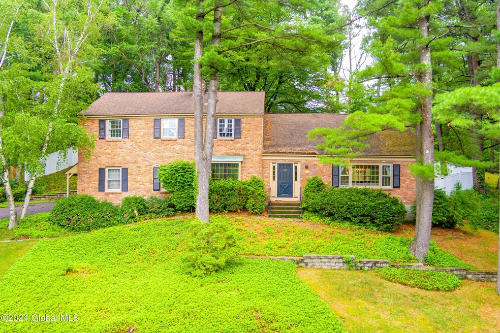 1358 Ruffner Rd, Schenectady, NY 12309 - photo 1