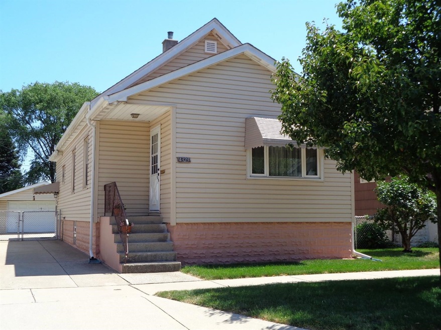 4323 Grover Ave, Hammond, IN 46327 - photo 1