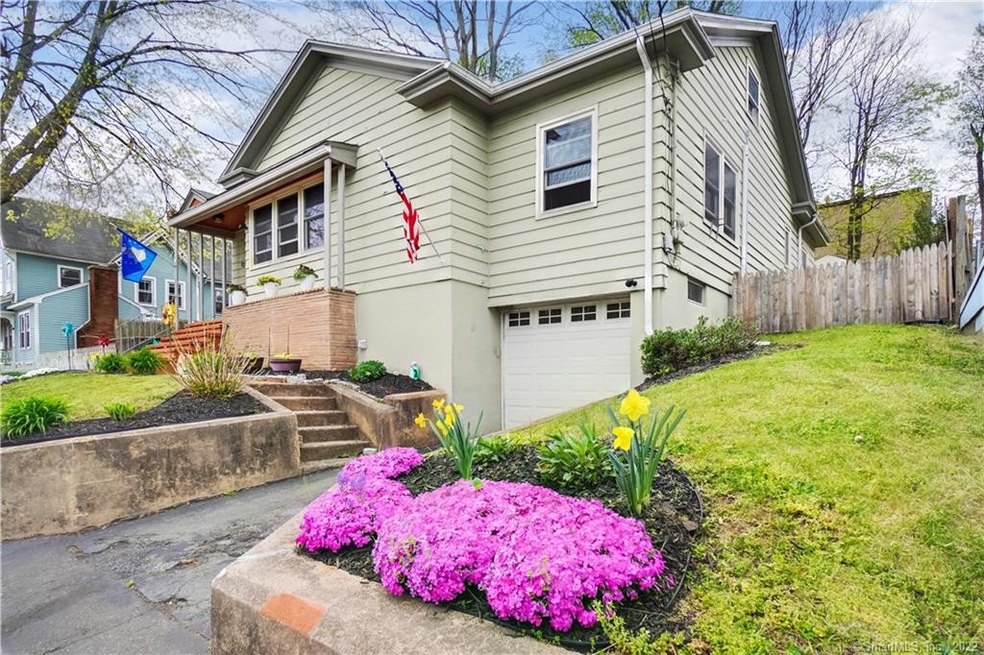 93 Fair St, Wallingford, CT 06492 - photo 1