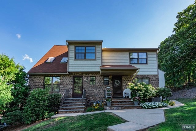 101 E Oak St unit F8, Oakland, NJ 07436 - photo 1