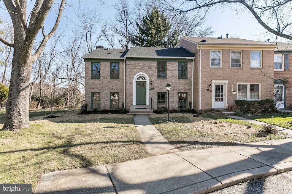 5887 Morningbird Ln, Columbia, MD 21045 - photo 1