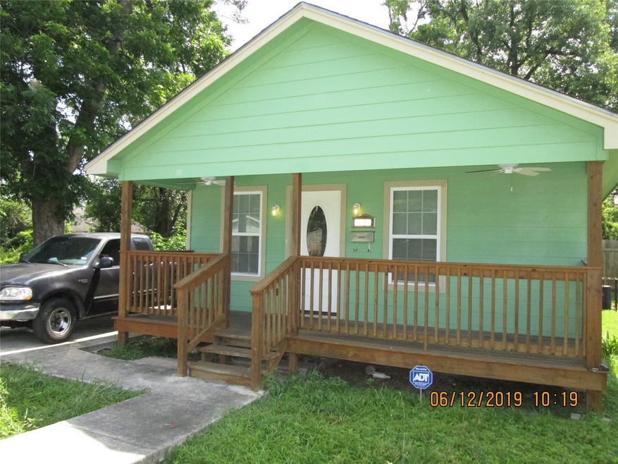 203 E 38th St unit 3804, Houston, TX 77018 - photo 1