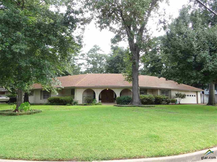 8242 Purdue Dr, Tyler, TX 75703 - photo 1