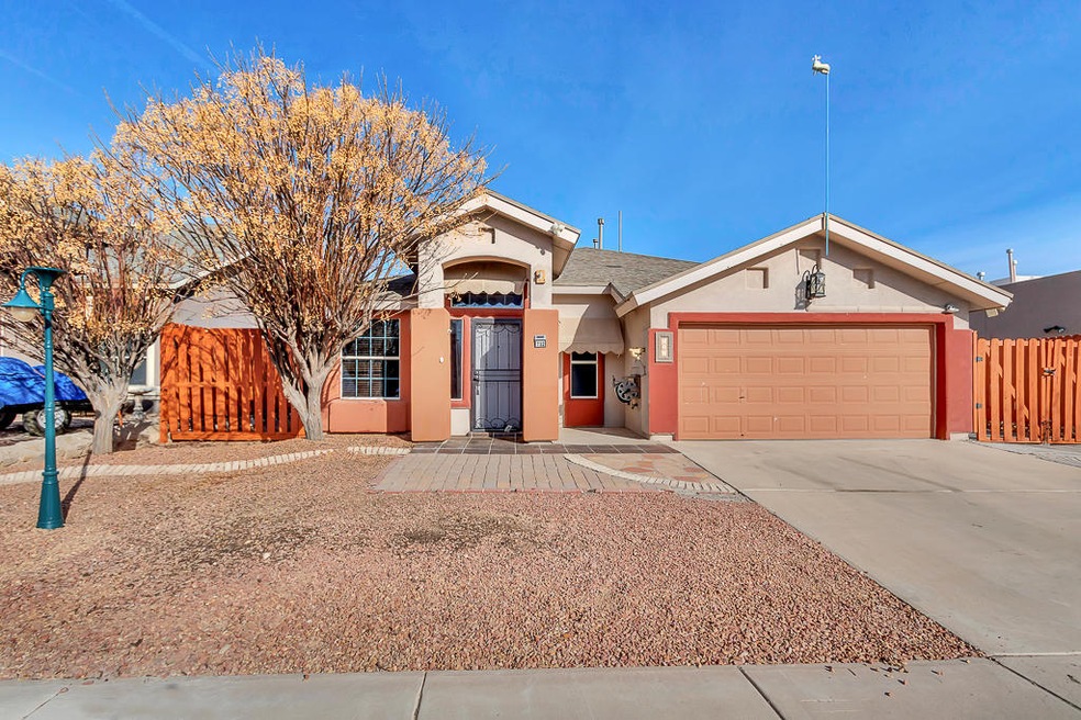 732 Desert Silver Dr, Horizon City, TX 79928 - photo 1