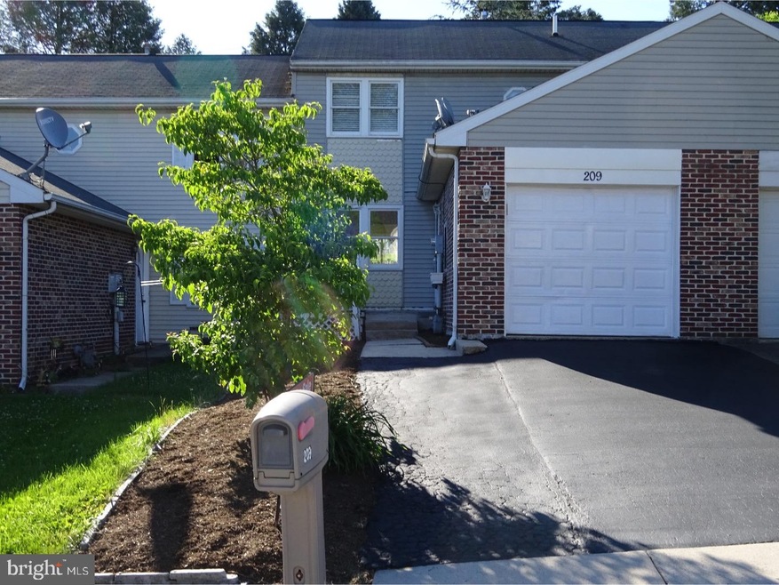 209 S 4th St, Womelsdorf, PA 19567 - photo 1