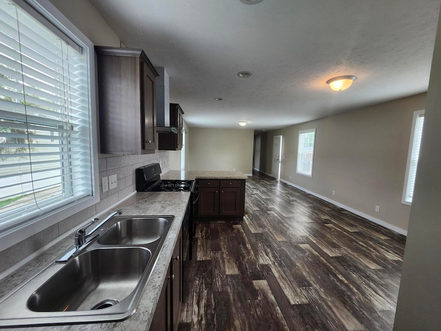 For Rent $1,529/month