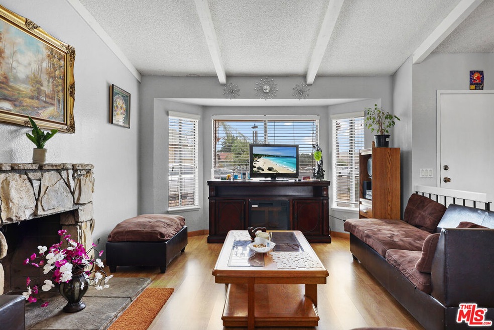 14128 Stonehurst Dr, Moreno Valley, CA 92553 - photo 1