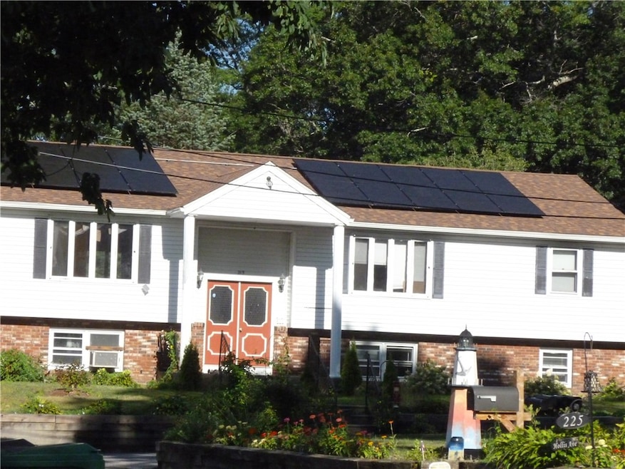 unlisted-address, Warwick, RI 02889 - photo 1