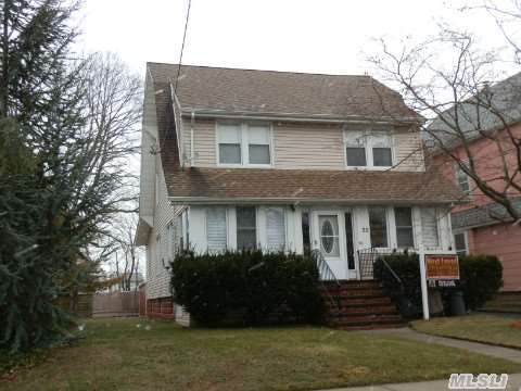 25 John St, Lynbrook, NY 11563 - photo 1