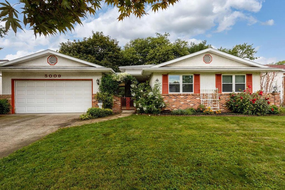 5009 Shadycrest Rd, Columbus, OH 43229 - photo 1