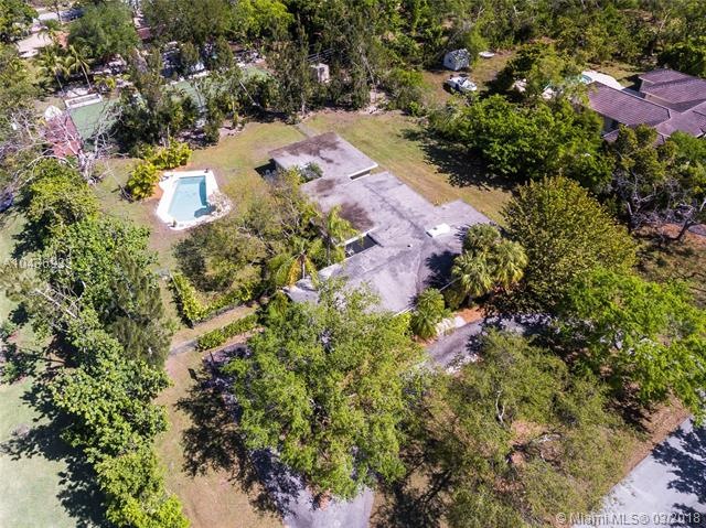 Aerial View of the subject property.