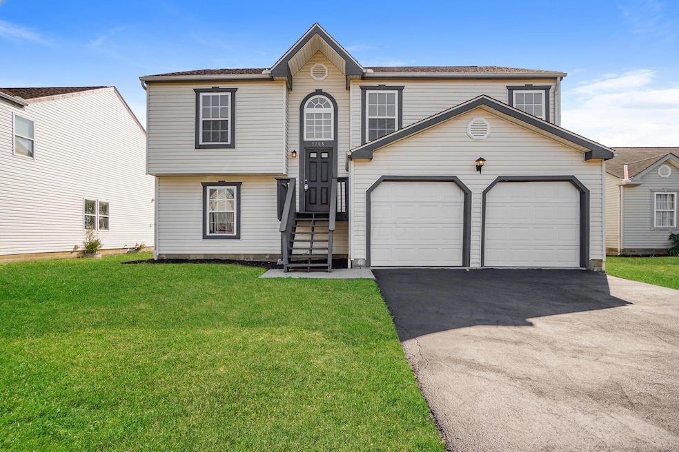 5708 Canal Bridge Dr, Canal Winchester, OH 43110 - photo 1