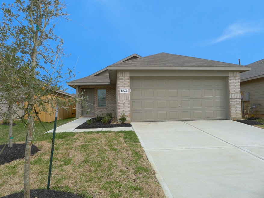 17822 Pemswood Dr, Hockley, TX 77447 - photo 1