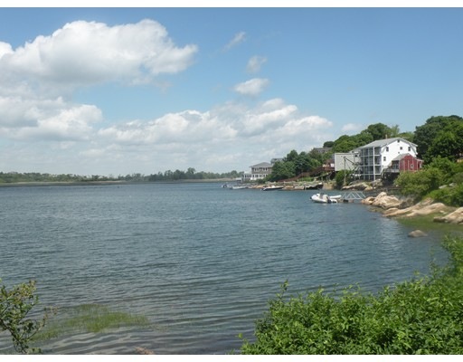 96 Wheeler St unit 1, Gloucester, MA 01930 - photo 1