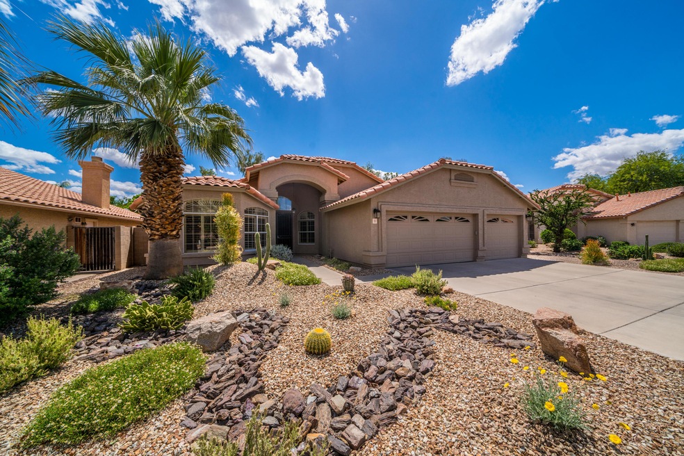 311 S. Cobblestone