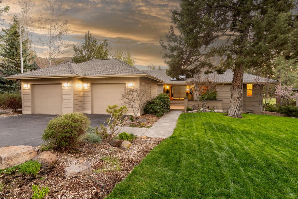 2767 NW Champion Cir, Bend, OR 97701 - photo 1