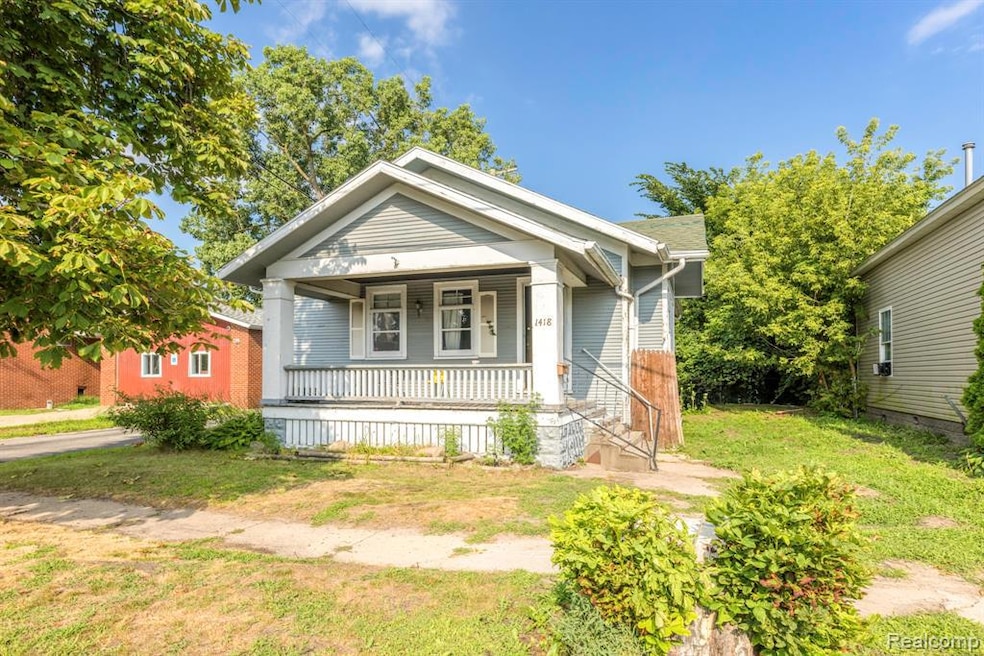 1418 8th St, Port Huron, MI 48060 - photo 1