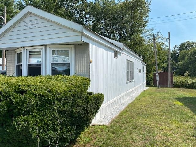 14 Stage Coach Cir, Londonderry, NH 03053 - photo 1