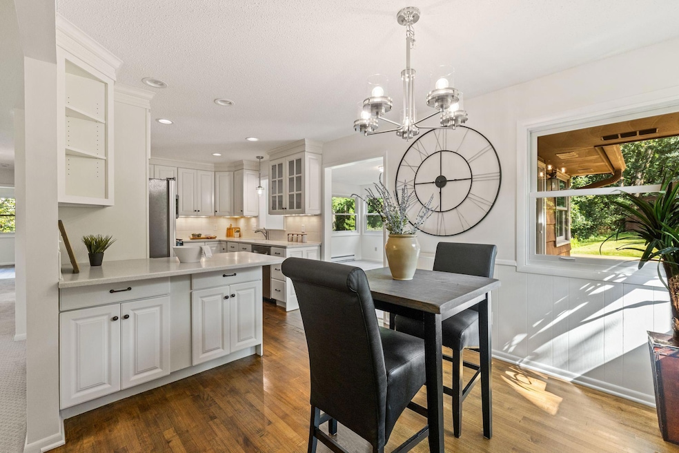 6051 Stoneybrook Dr, Minnetonka, MN 55345 - photo 1