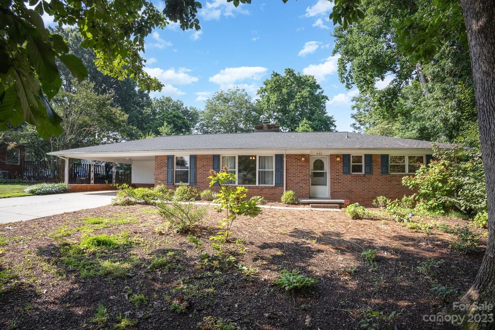 432 Virginia Ave, Statesville, NC 28677 - photo 1