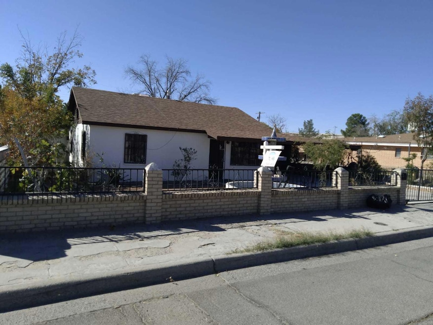 7632 Adobe Dr, El Paso, TX 79915 - photo 1