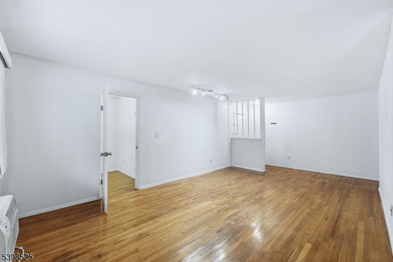 For Sale $315,000 • Co-Listing Agent