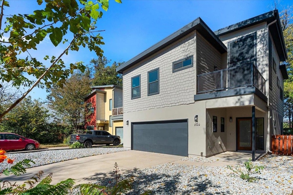 2022 E 2nd St, Austin, TX 78702 - photo 1