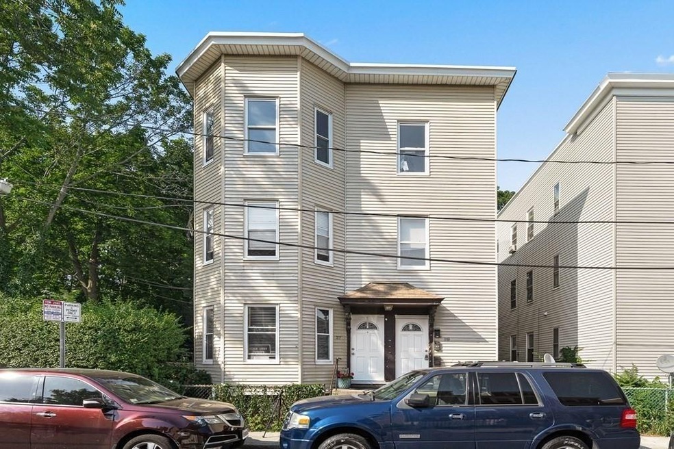 39 Hayes St unit 3, Cambridge, MA 02139 - photo 1