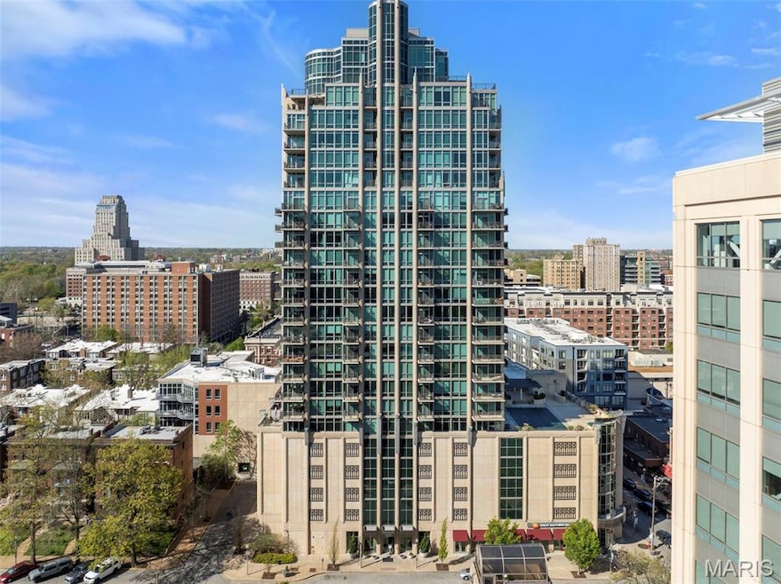 Park East Tower Condos unit 805, Saint Louis, MO 63108 - photo 1