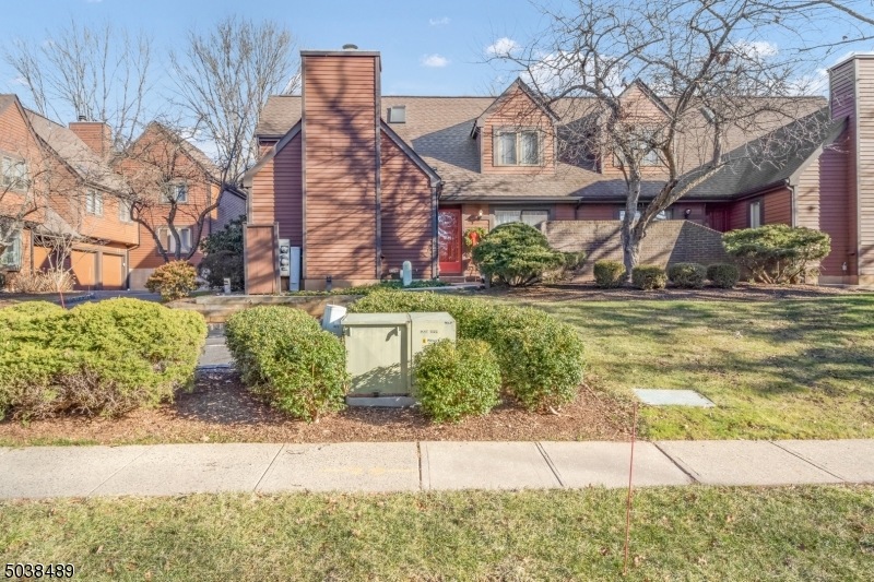 13 Valley View Dr, Basking Ridge, NJ 07920 - photo 1