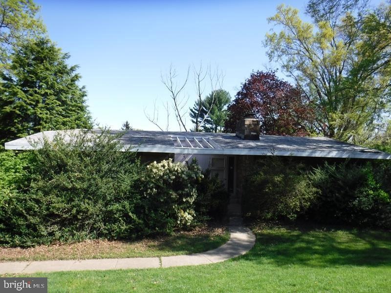 2303 Barren Hill Rd, Lafayette Hill, PA 19444 - photo 1