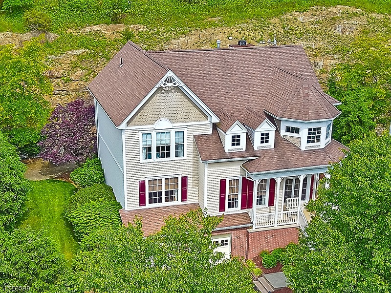 1 Bears Den, Oakland, NJ 07436 - photo 1