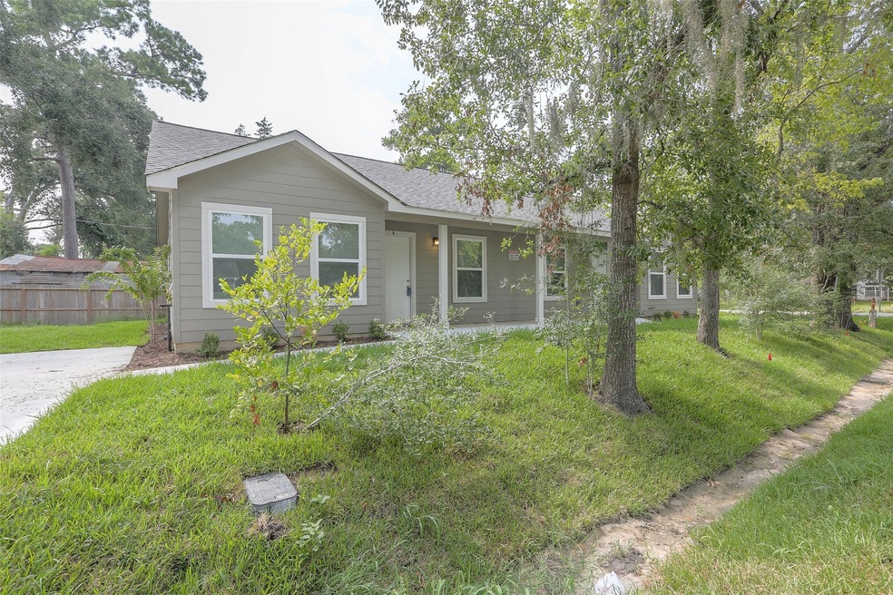 6619 Carver Rd unit B, Houston, TX 77091 - photo 1