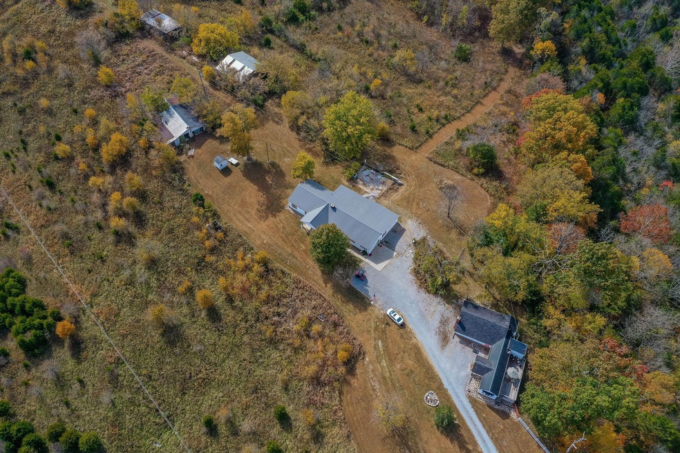 1400 Johnson Rd, Harrodsburg, KY 40330 - photo 1