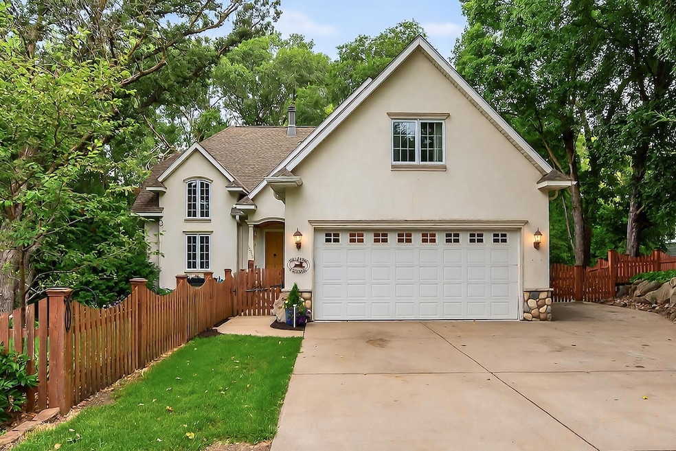 15312 Mckenzie Blvd, Minnetonka, MN 55345 - photo 1