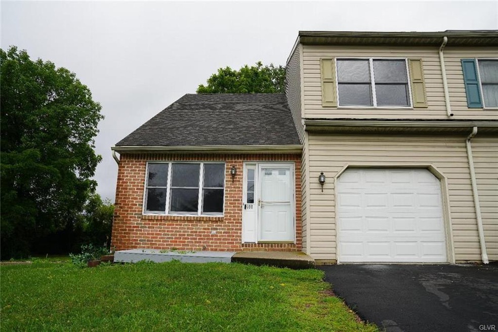 108 Ariel Ct, Stockertown, PA 18040 - photo 1