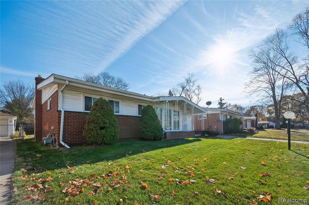 19192 Archer St, Detroit, MI 48219 - photo 1