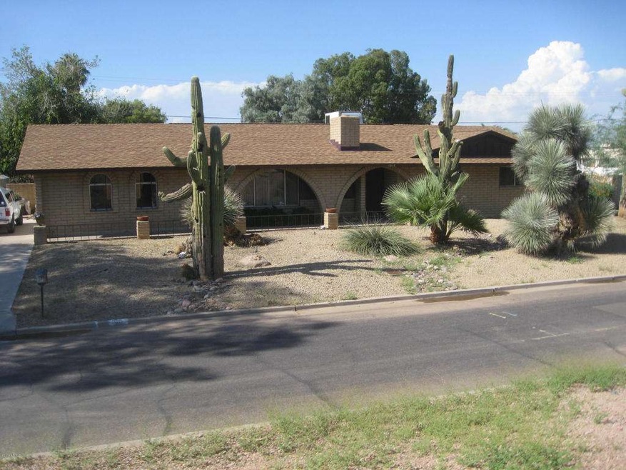 franks house 002
