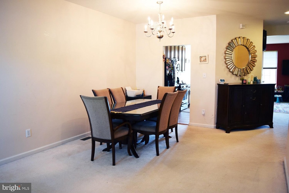 154 S Savanna Dr, Pottstown, PA 19465 - photo 1