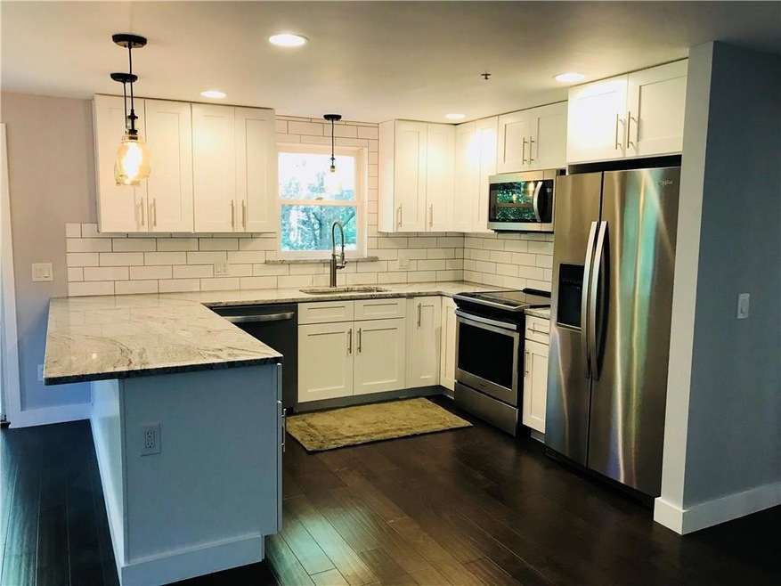 31 Chloe Lyn Ln, Brunswick, ME 04011 - photo 1