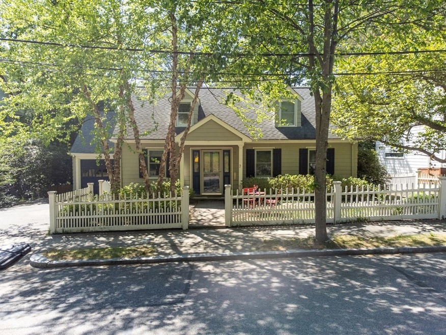 7 Glenwood Ave, Newton Center, MA 02459 - photo 1