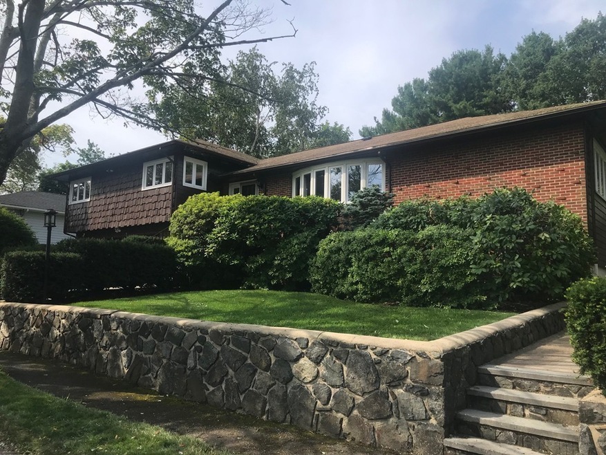 6 Yorkshire Rd, Marblehead, MA 01945 - photo 1