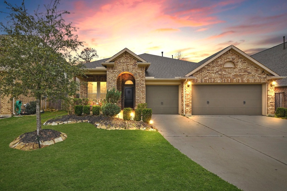 25043 Mountclair Hollow Ln, Tomball, TX 77375 - photo 1