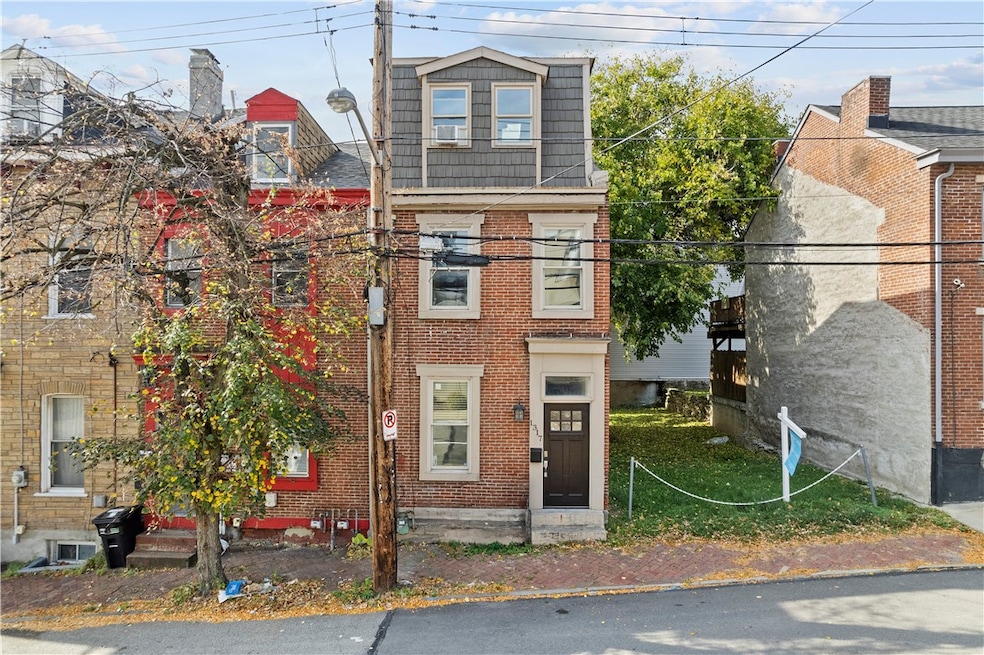 1317 Sandusky St, Pittsburgh, PA 15212 - photo 1