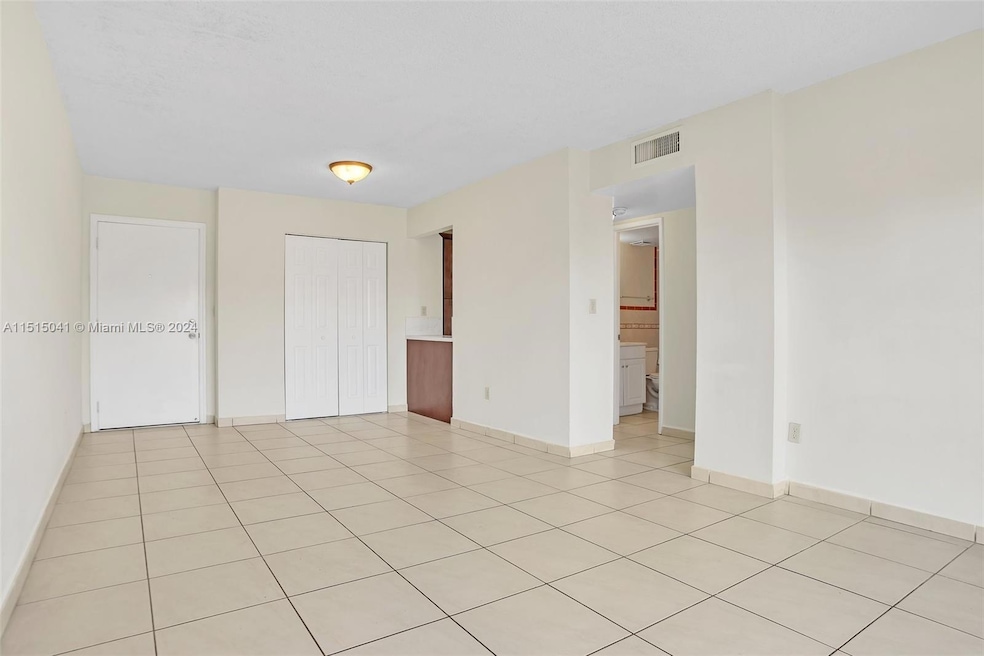 Sold $250,000 • Co-Listing Agent