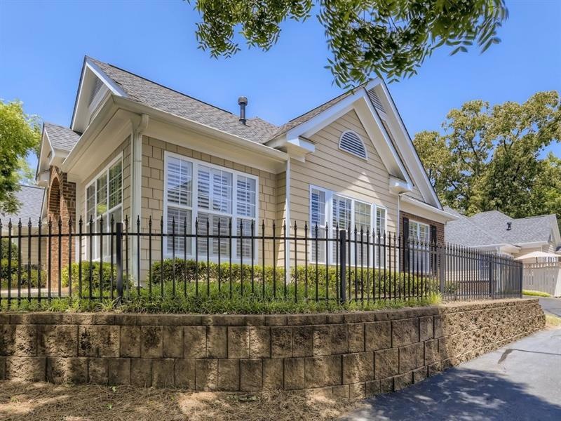 Sold $437,000 • Co-Listing Agent