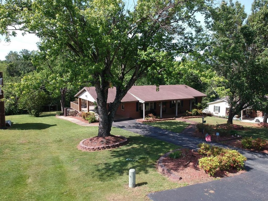Under Contract $264,900